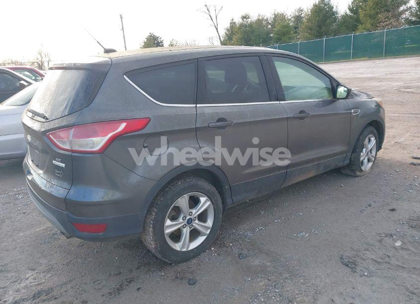 Photo 4 of 2015 Ford Escape SE (VIN 1FMCU0GXXFUB71159)