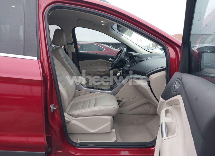 Photo 5 of 2015 Ford Escape SE (VIN 1FMCU0GXXFUC74470)