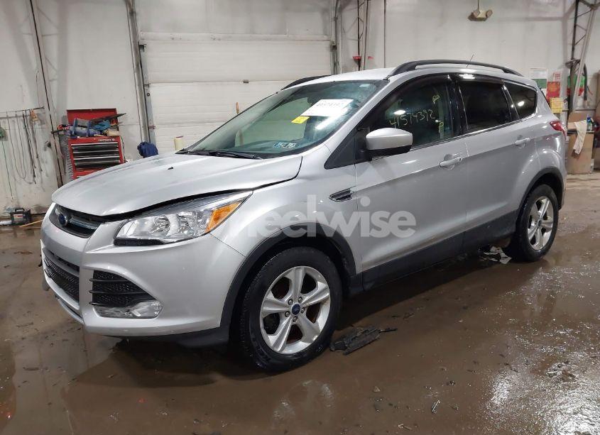 Photo 2 of 2016 Ford Escape SE (VIN 1FMCU0GXXGUA03121)