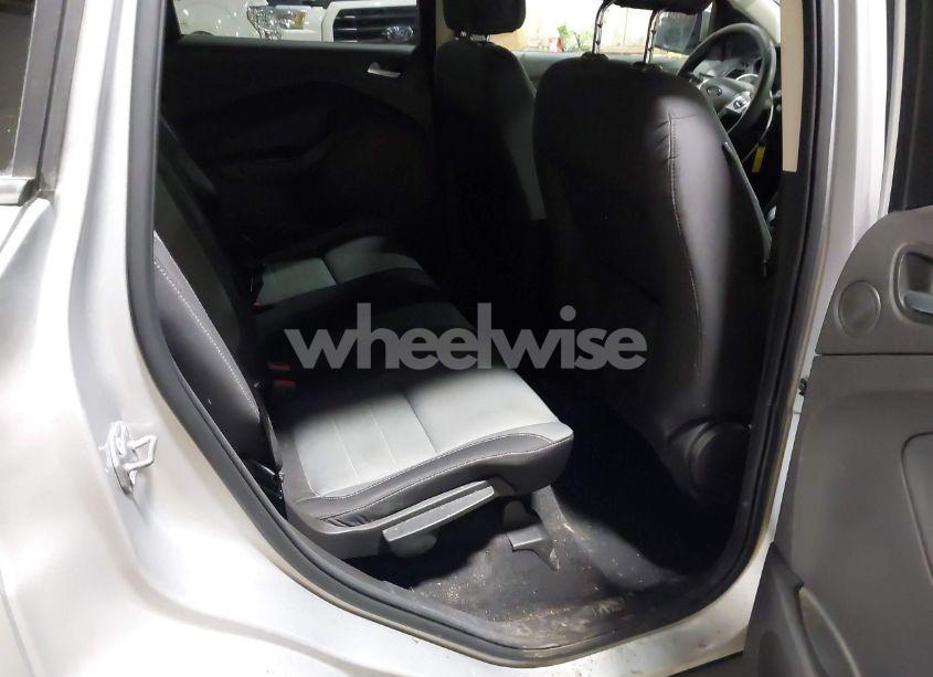 Photo 8 of 2016 Ford Escape SE (VIN 1FMCU0GXXGUA03121)