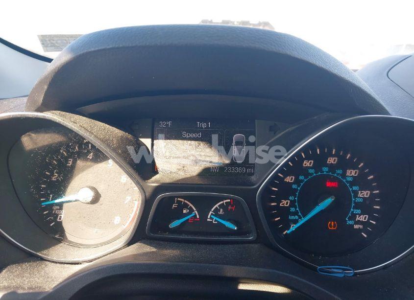 Photo 7 of 2016 Ford Escape SE (VIN 1FMCU0GXXGUA13907)