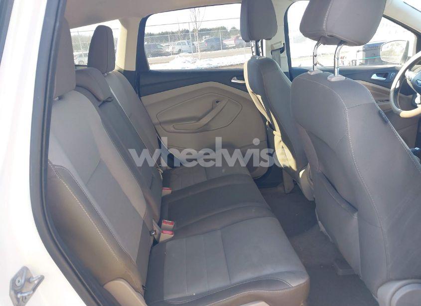 Photo 8 of 2016 Ford Escape SE (VIN 1FMCU0GXXGUA13907)