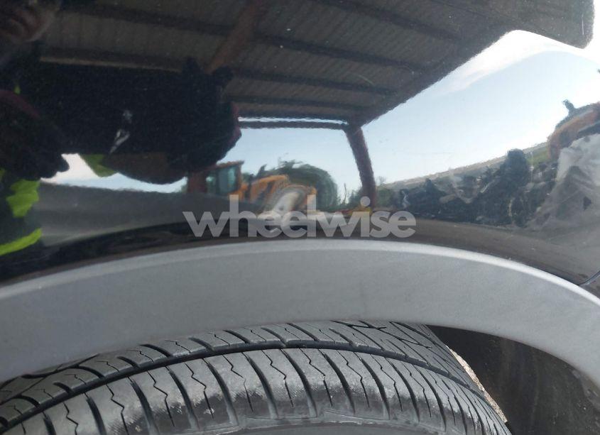 Photo 12 of 2016 Ford Escape SE (VIN 1FMCU0GXXGUA26351)