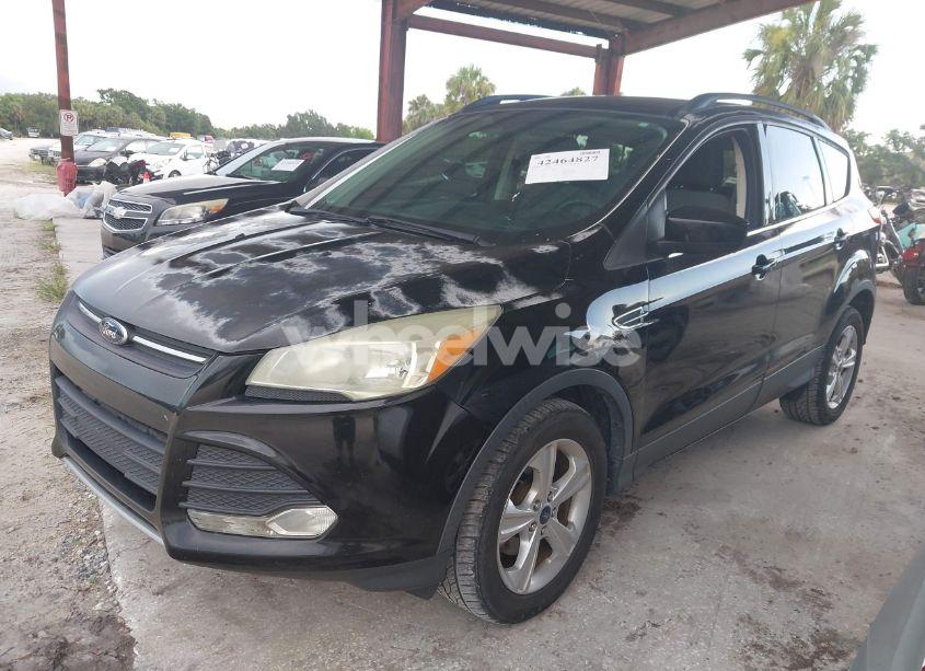 Photo 2 of 2016 Ford Escape SE (VIN 1FMCU0GXXGUA26351)