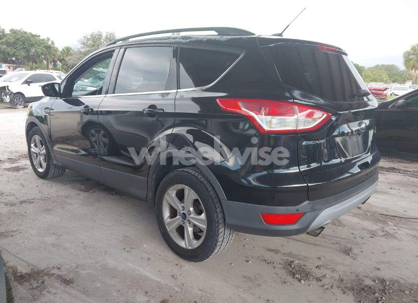 Photo 3 of 2016 Ford Escape SE (VIN 1FMCU0GXXGUA26351)