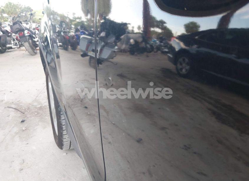 Photo 6 of 2016 Ford Escape SE (VIN 1FMCU0GXXGUA26351)