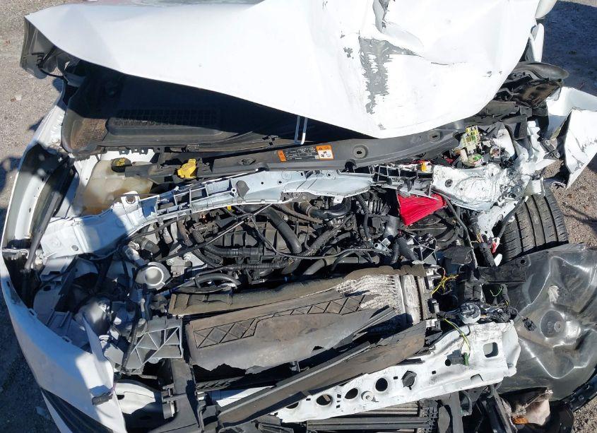 Photo 10 of 2016 Ford Escape SE (VIN 1FMCU0GXXGUA42193)