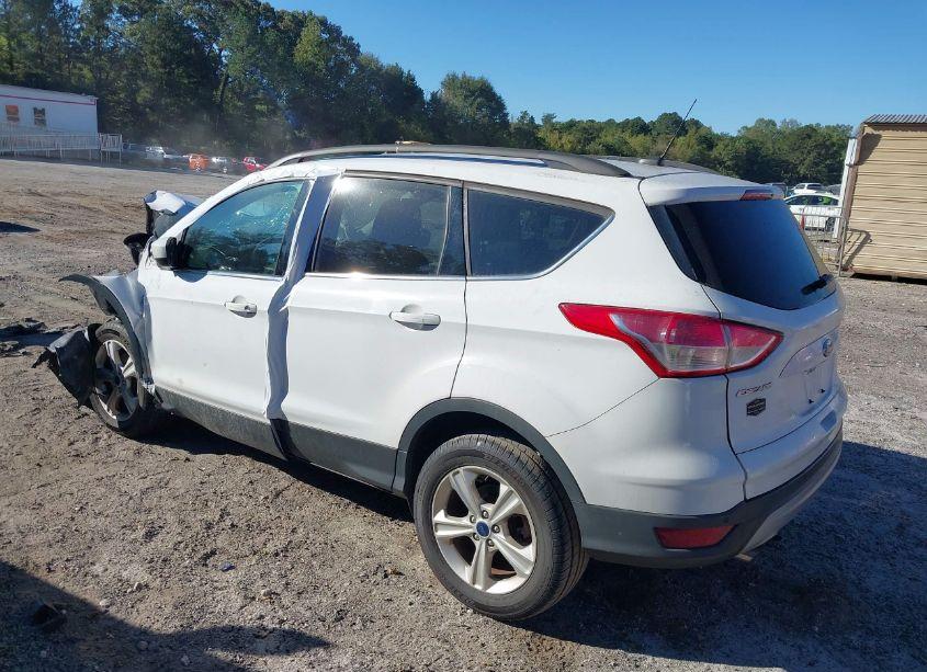 Photo 3 of 2016 Ford Escape SE (VIN 1FMCU0GXXGUA42193)
