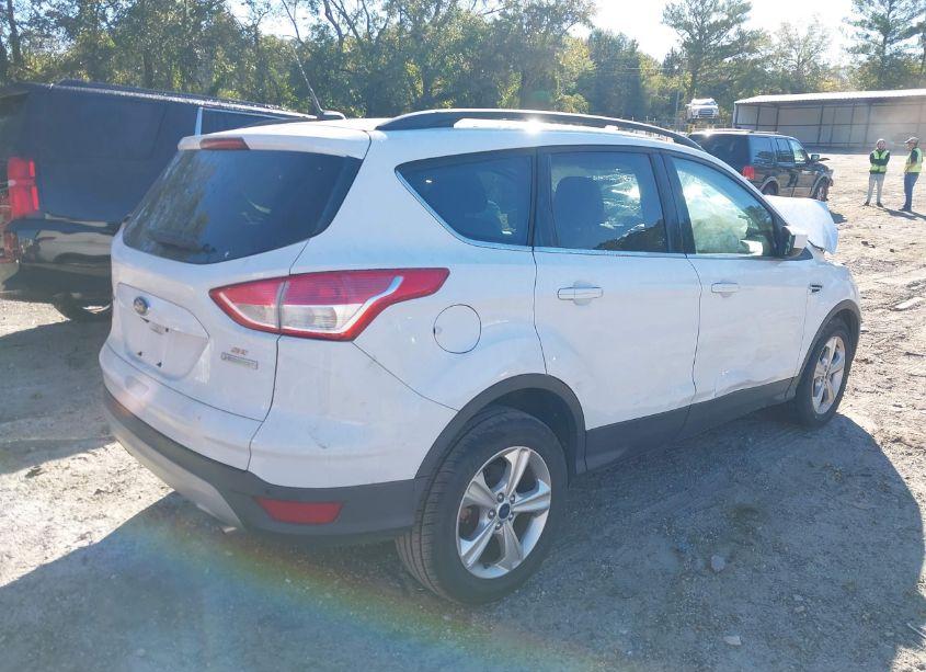 Photo 4 of 2016 Ford Escape SE (VIN 1FMCU0GXXGUA42193)