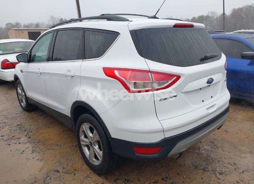Photo 3 of 2016 Ford Escape SE (VIN 1FMCU0GXXGUA60211)