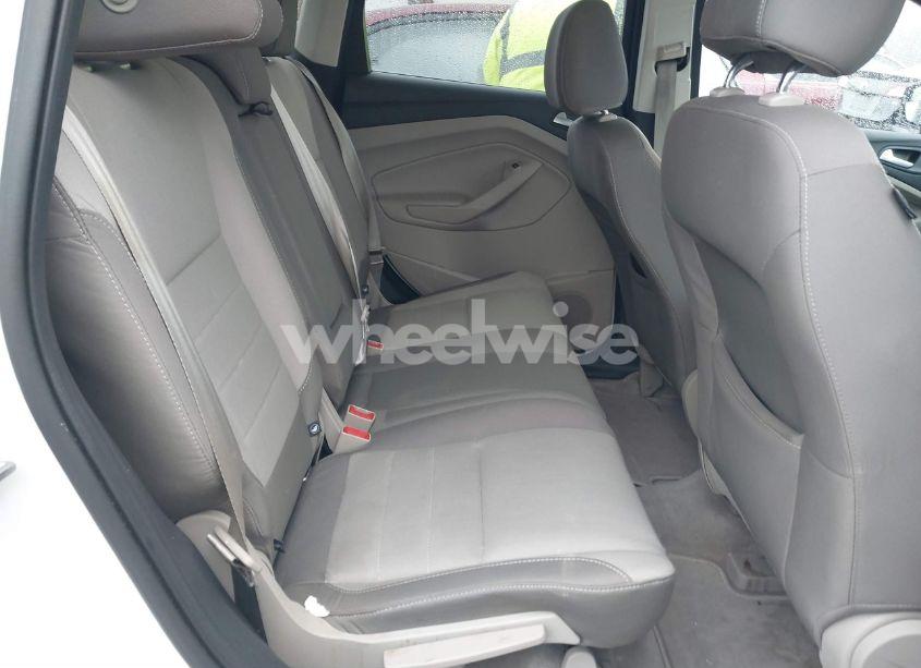 Photo 8 of 2016 Ford Escape SE (VIN 1FMCU0GXXGUA60211)