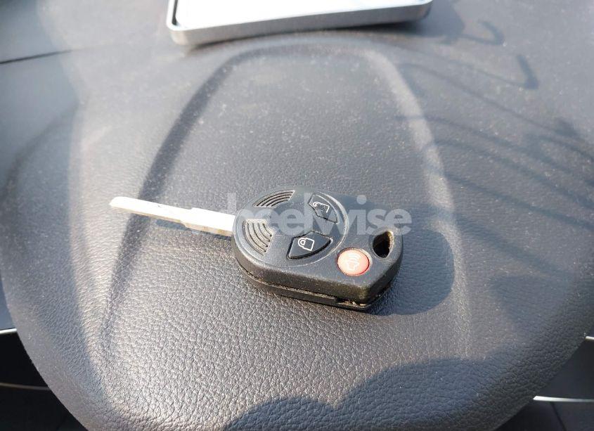 Photo 11 of 2016 Ford Escape SE (VIN 1FMCU0GXXGUA73914)