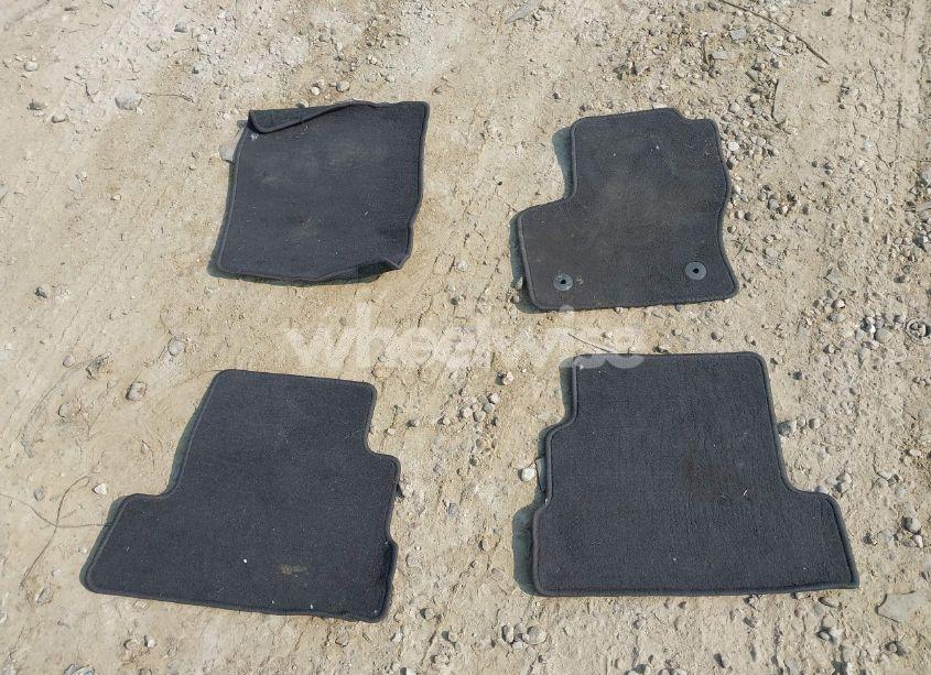 Photo 6 of 2016 Ford Escape SE (VIN 1FMCU0GXXGUA73914)