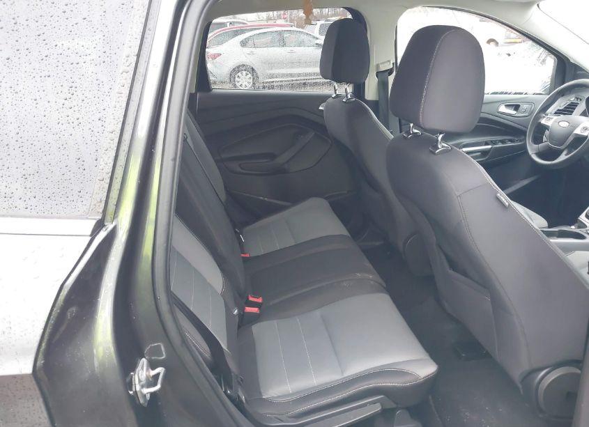 Photo 8 of 2016 Ford Escape SE (VIN 1FMCU0GXXGUB13022)