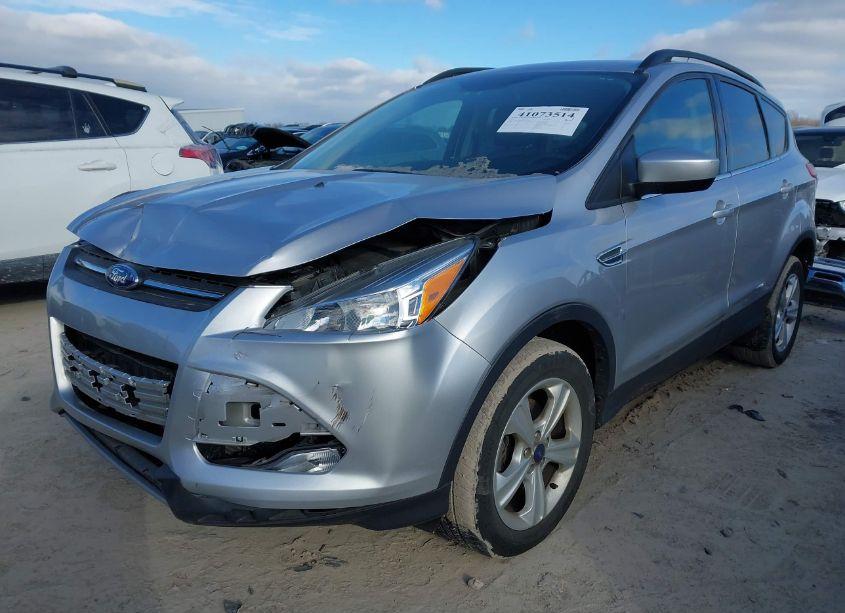 Photo 2 of 2016 Ford Escape SE (VIN 1FMCU0GXXGUC53992)