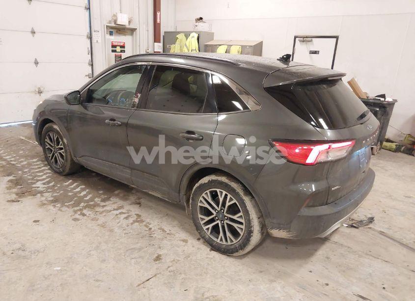 Photo 3 of 2020 Ford Escape SEL (VIN 1FMCU0H60LUA14872)