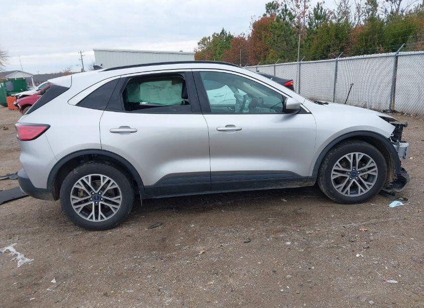 Photo 12 of 2020 Ford Escape SEL (VIN 1FMCU0H60LUB08816)