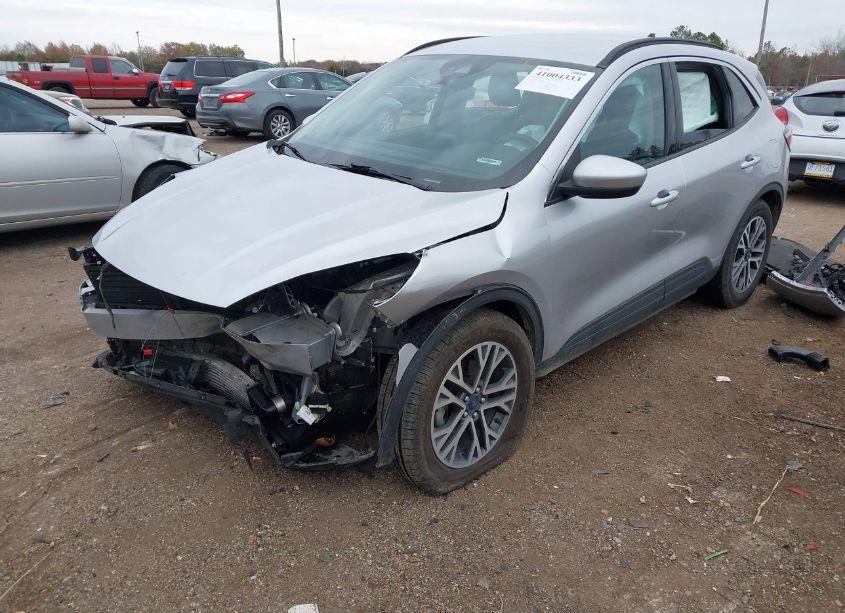 Photo 2 of 2020 Ford Escape SEL (VIN 1FMCU0H60LUB08816)