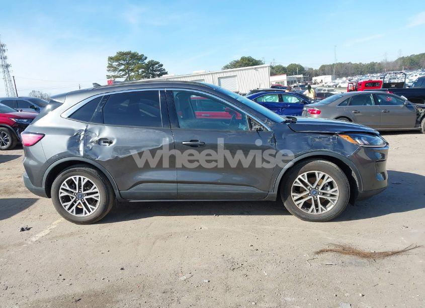 Photo 13 of 2020 Ford Escape SEL (VIN 1FMCU0H60LUC28356)