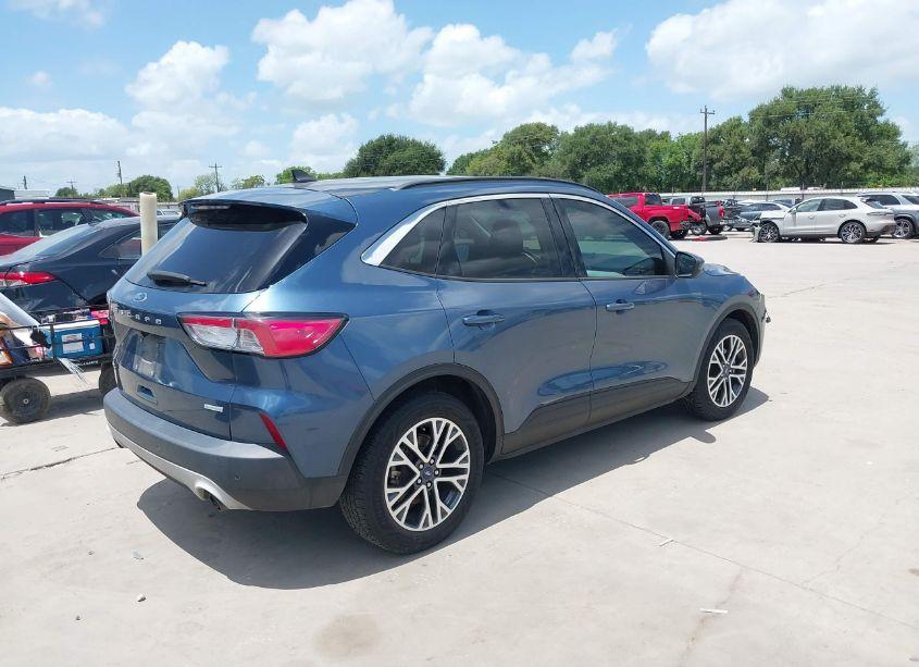 Photo 4 of 2020 Ford Escape SEL (VIN 1FMCU0H60LUC32665)