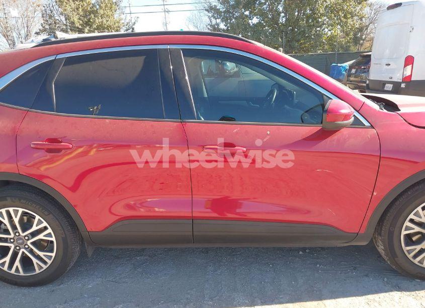 Photo 13 of 2022 Ford Escape SEL (VIN 1FMCU0H60NUB13355)