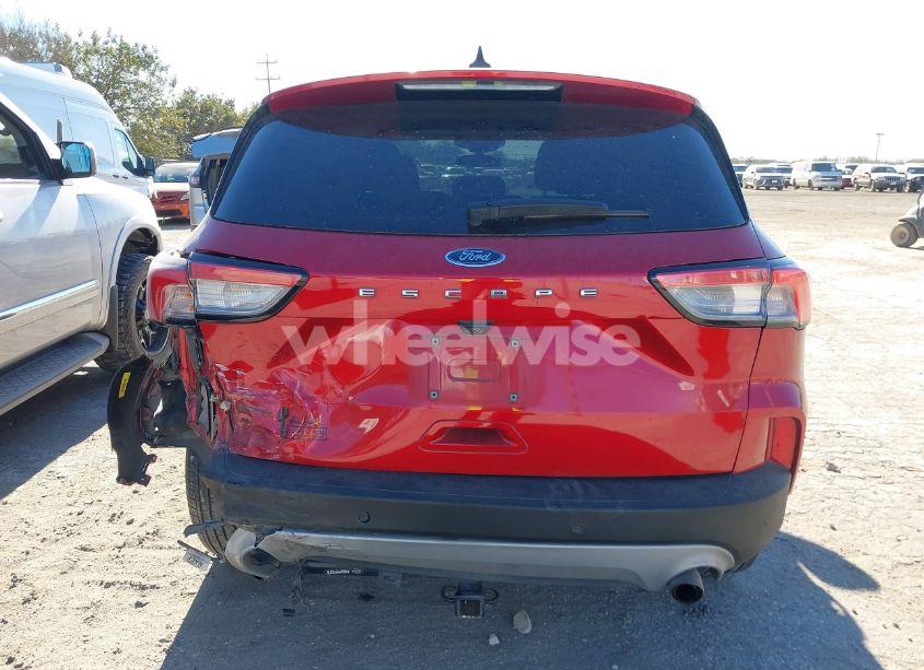 Photo 16 of 2022 Ford Escape SEL (VIN 1FMCU0H60NUB13355)