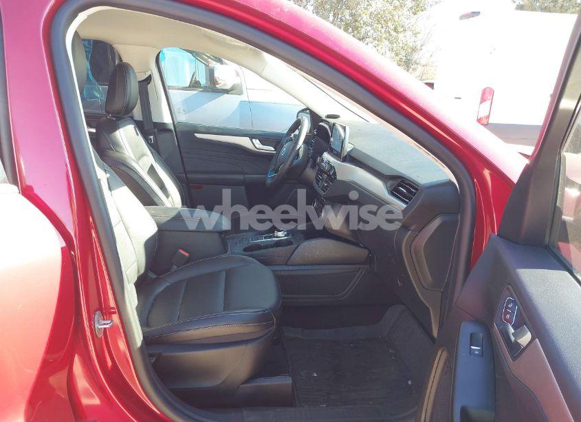 Photo 5 of 2022 Ford Escape SEL (VIN 1FMCU0H60NUB13355)