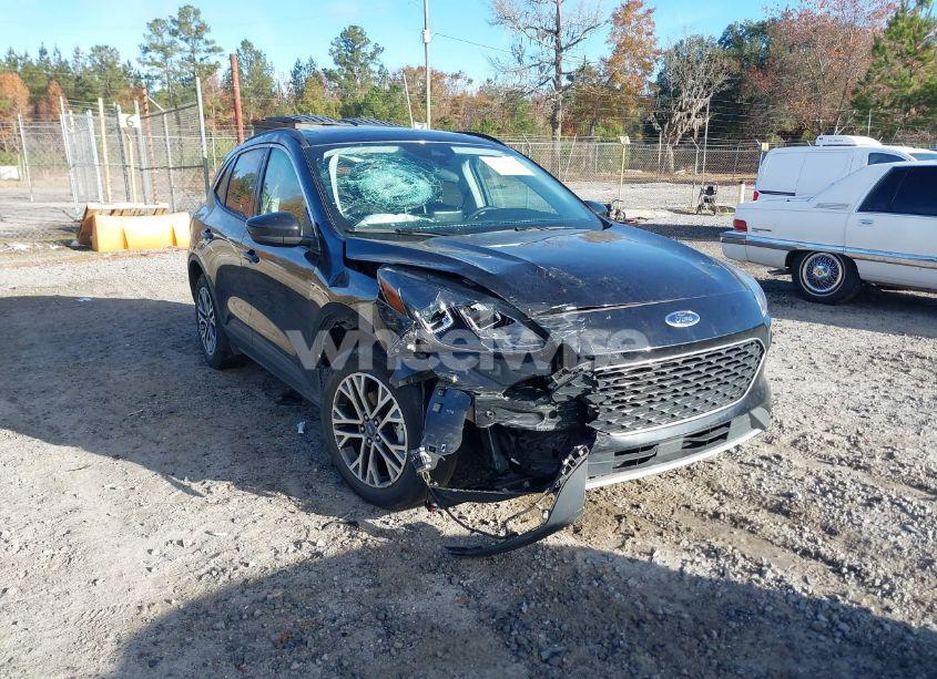 2022 Ford Escape SEL (VIN 1FMCU0H60NUB77718) main photo