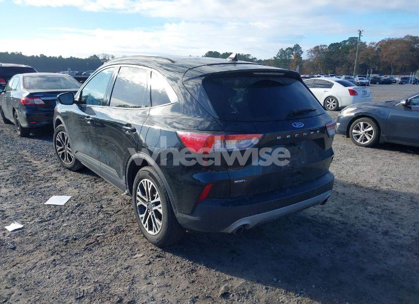 Photo 3 of 2022 Ford Escape SEL (VIN 1FMCU0H60NUB77718)