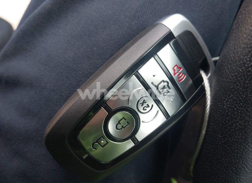 Photo 11 of 2020 Ford Escape SEL (VIN 1FMCU0H61LUA54166)