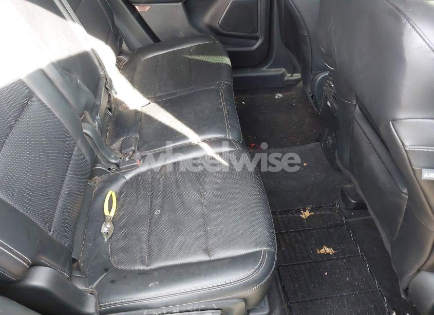 Photo 8 of 2020 Ford Escape SEL (VIN 1FMCU0H61LUA54166)