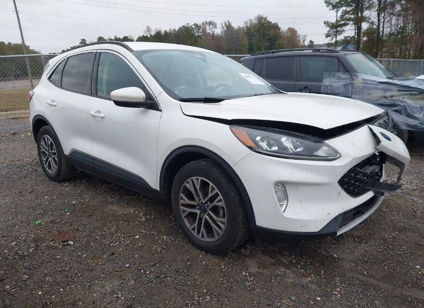 2021 Ford Escape SEL (VIN 1FMCU0H61MUA57067) main photo