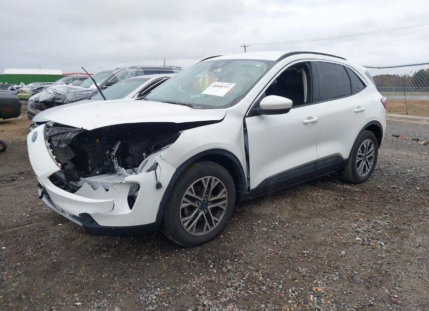 Photo 2 of 2021 Ford Escape SEL (VIN 1FMCU0H61MUA57067)