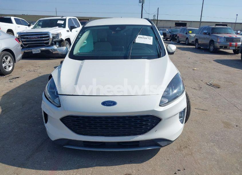 Photo 12 of 2021 Ford Escape SEL (VIN 1FMCU0H61MUA92143)