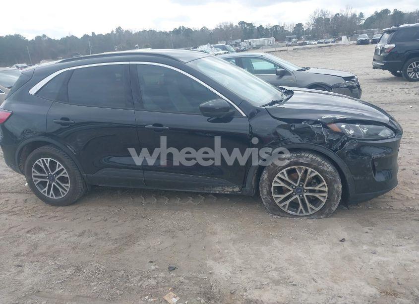 Photo 14 of 2020 Ford Escape SEL (VIN 1FMCU0H62LUA67220)