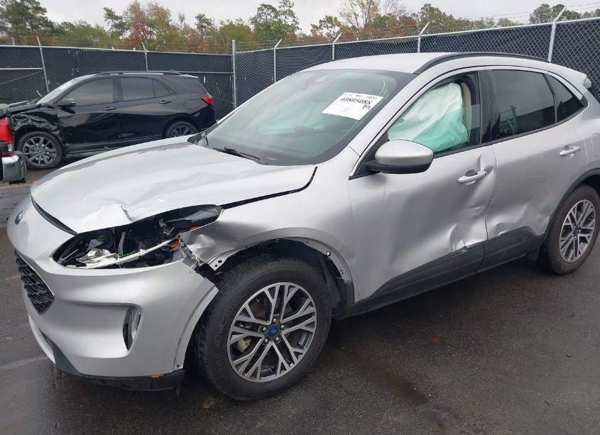 Photo 6 of 2020 Ford Escape SEL (VIN 1FMCU0H62LUA81246)