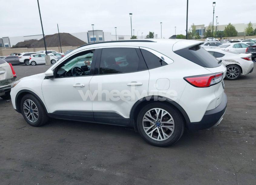 Photo 15 of 2020 Ford Escape SEL (VIN 1FMCU0H62LUB20143)