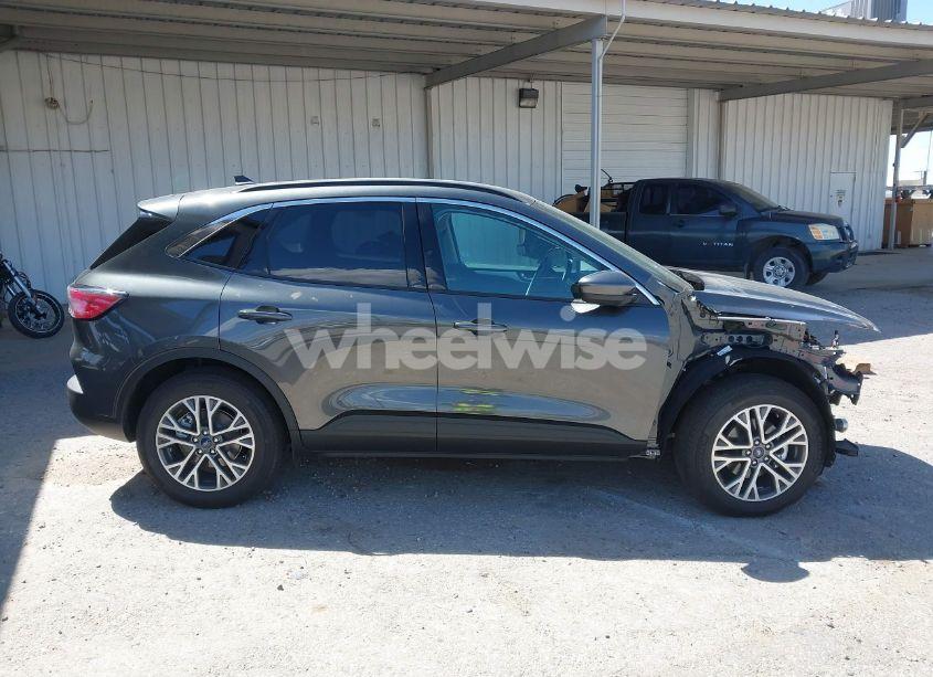 Photo 14 of 2020 Ford Escape SEL (VIN 1FMCU0H62LUB94906)