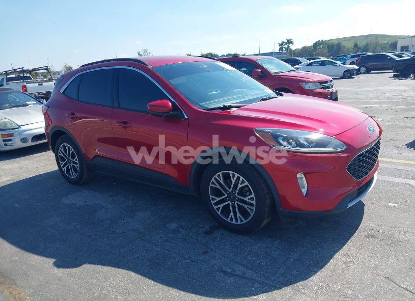 2020 Ford Escape SEL (VIN 1FMCU0H62LUC21537) main photo