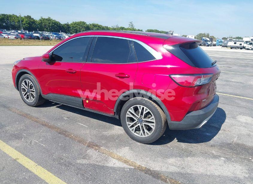 Photo 3 of 2020 Ford Escape SEL (VIN 1FMCU0H62LUC21537)