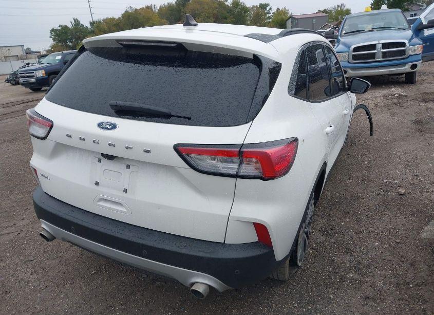 Photo 4 of 2020 Ford Escape SEL (VIN 1FMCU0H62LUC58765)