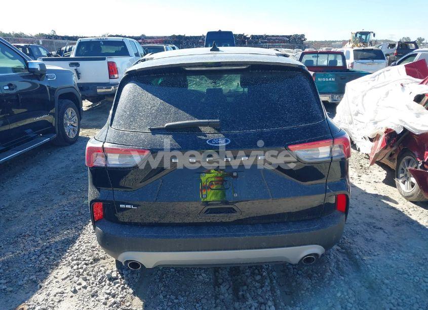 Photo 15 of 2022 Ford Escape SEL (VIN 1FMCU0H62NUA17923)