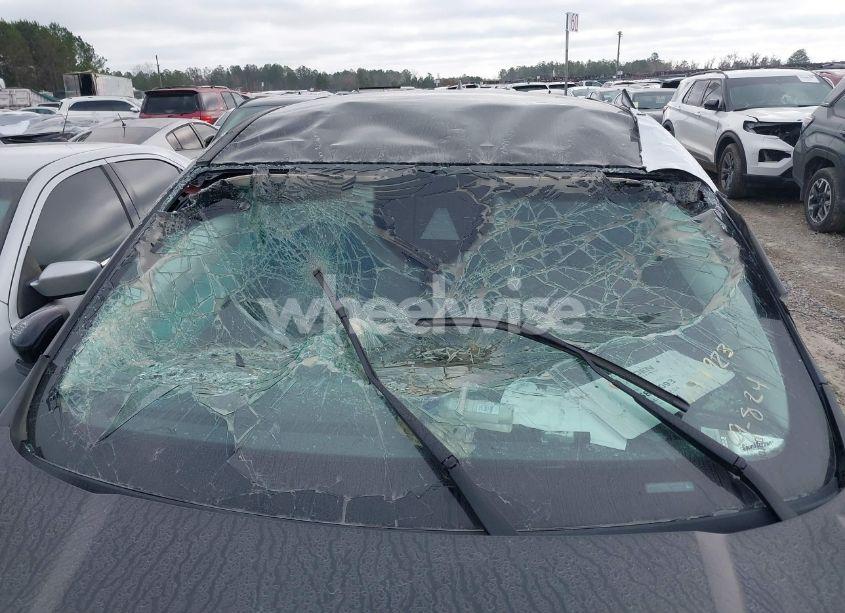 Photo 6 of 2022 Ford Escape SEL (VIN 1FMCU0H62NUA17923)