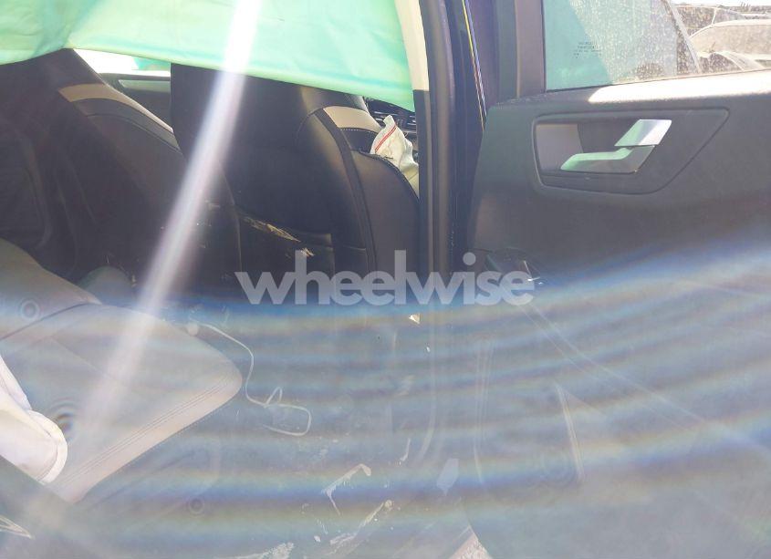 Photo 8 of 2022 Ford Escape SEL (VIN 1FMCU0H62NUA17923)