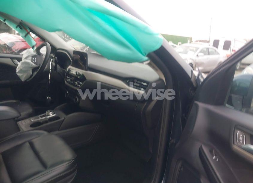 Photo 5 of 2022 Ford Escape SEL (VIN 1FMCU0H62NUB17651)