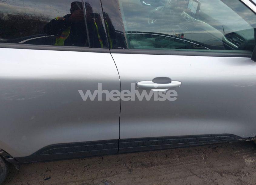 Photo 13 of 2020 Ford Escape SEL (VIN 1FMCU0H63LUA49339)