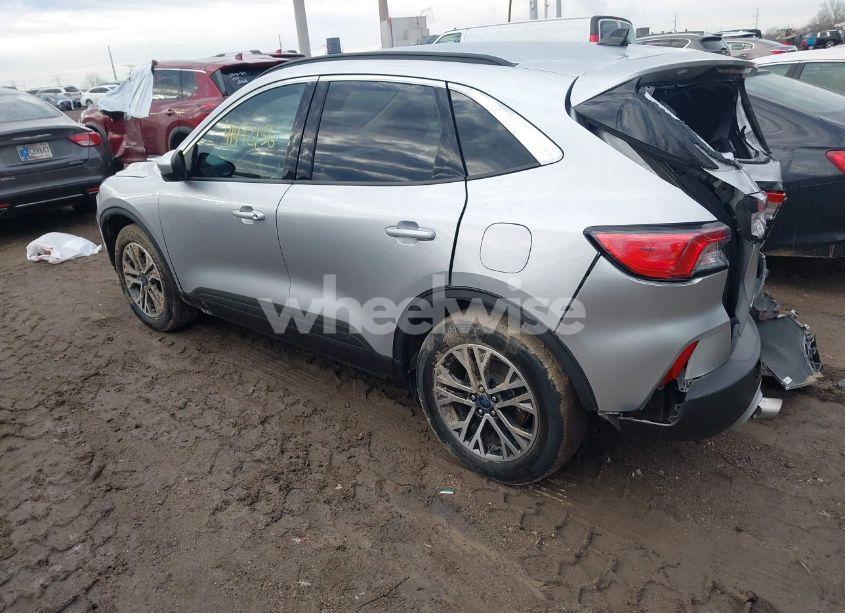 Photo 3 of 2020 Ford Escape SEL (VIN 1FMCU0H63LUA49339)