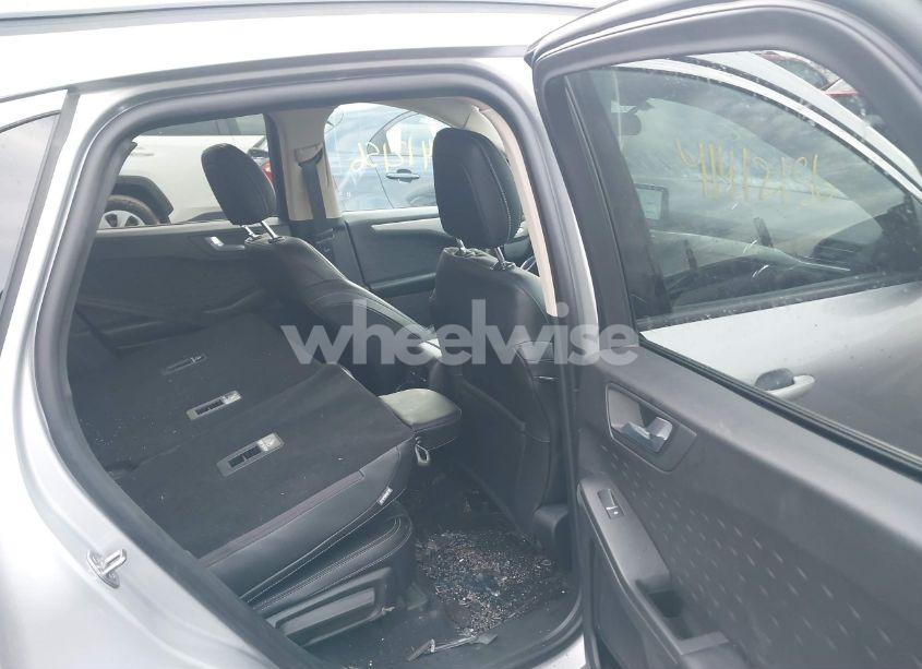 Photo 8 of 2020 Ford Escape SEL (VIN 1FMCU0H63LUA49339)