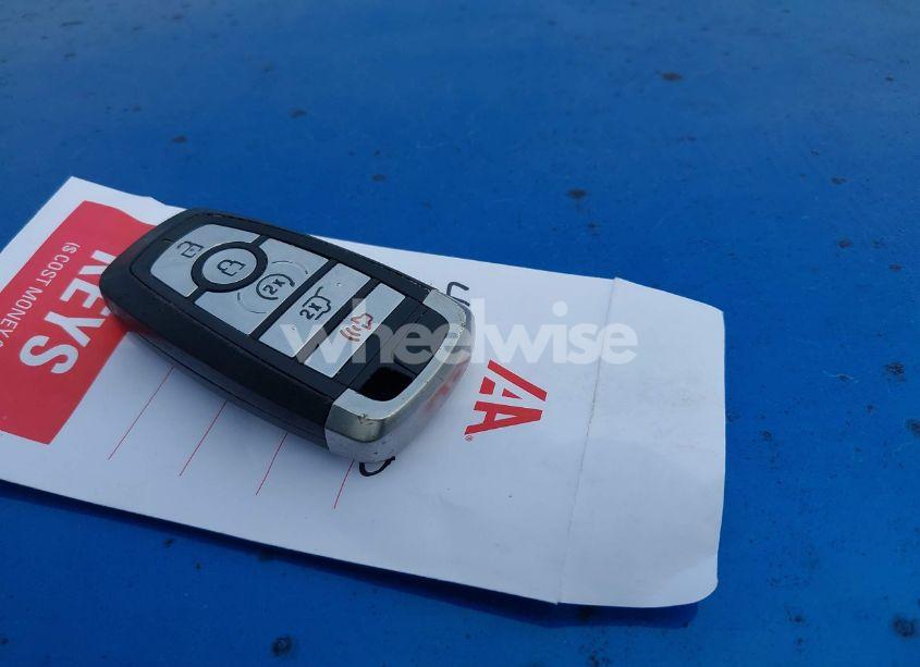 Photo 11 of 2020 Ford Escape SEL (VIN 1FMCU0H63LUA67453)