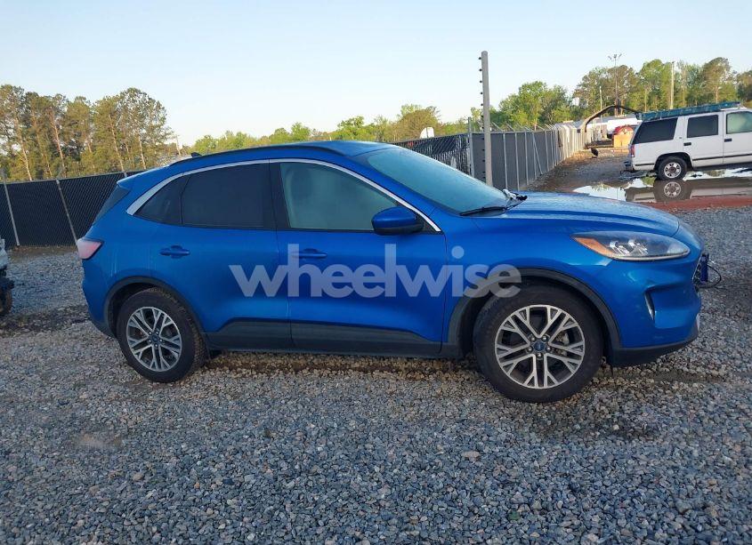 Photo 13 of 2020 Ford Escape SEL (VIN 1FMCU0H63LUA67453)